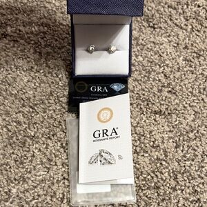 Moissanite earrings 1ct new